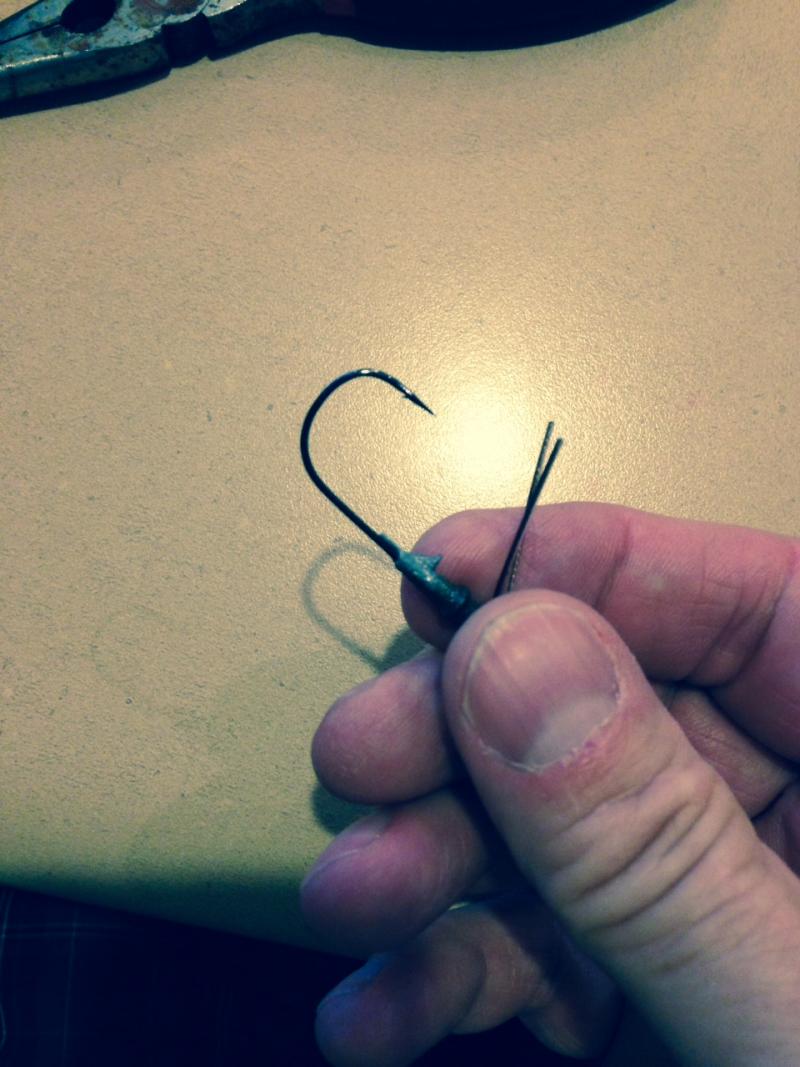 Light Wire Vs Heavy Wire Hooks. - General Angling Discussion -  OzarkAnglers.Com Forum