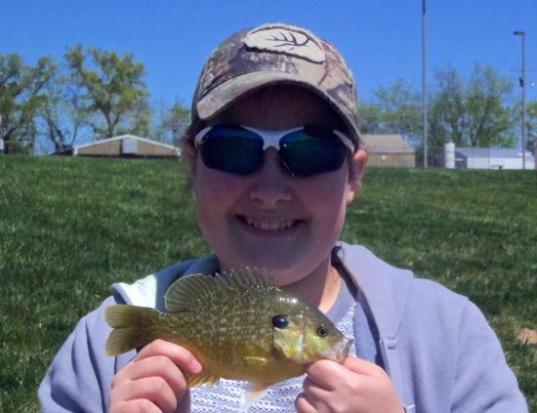 Olivia - Hybrid Sunfish - EAG Pond - 23Apr17.JPG