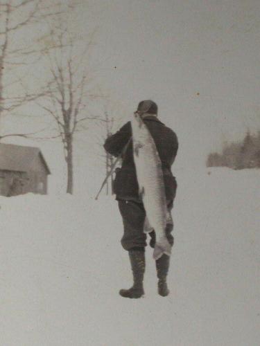 31e52b56b72582312637dfcc6743b1d5--vintage-fishing-lake-michigan.jpg