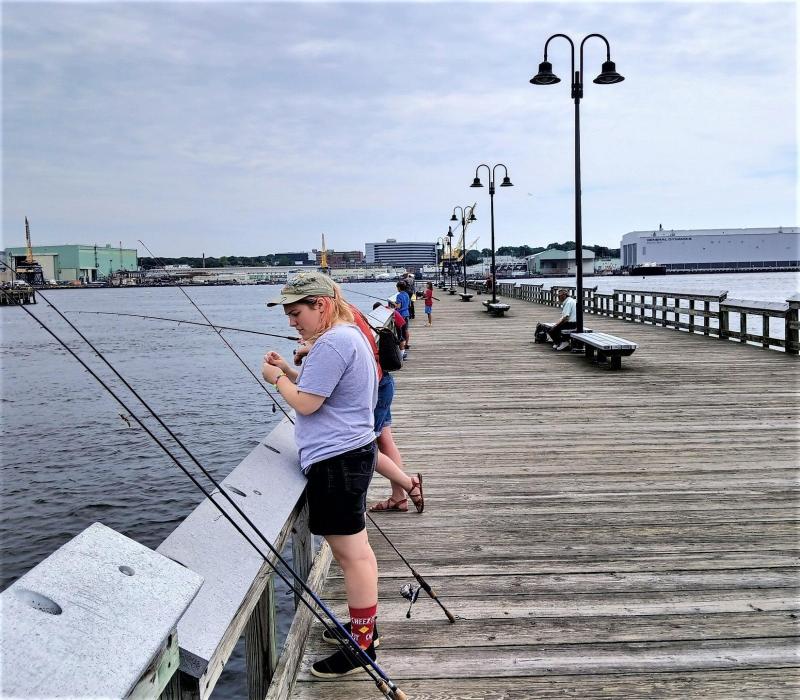 Thames Rvr - Fort Trumbull Pier - 10Aug23.jpg